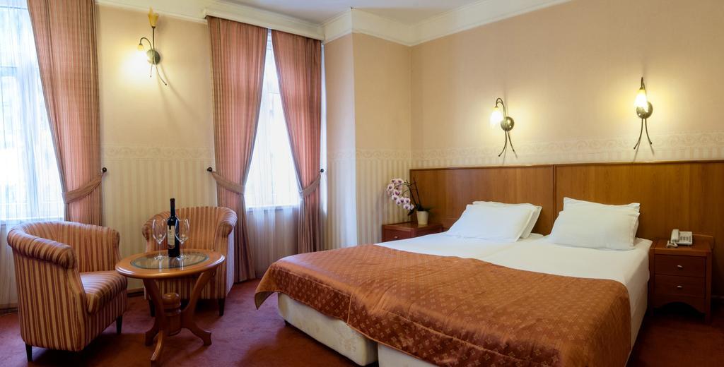 Hotel Aleksandar Vrnjačka Banja Zewnętrze zdjęcie