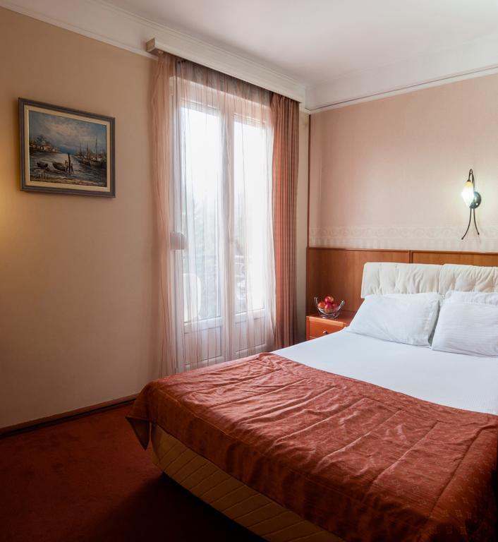 Hotel Aleksandar Vrnjačka Banja Zewnętrze zdjęcie